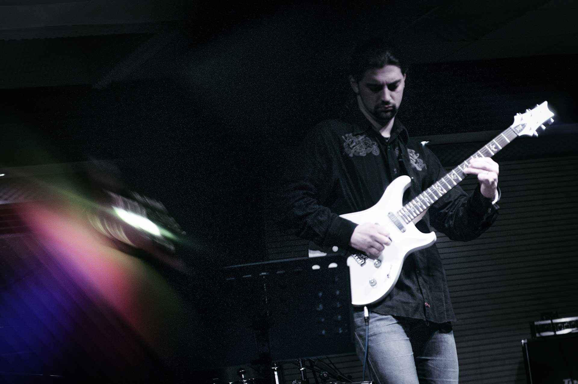 Ciro-Manna-Fusion-Guitar-Chitarrista-011